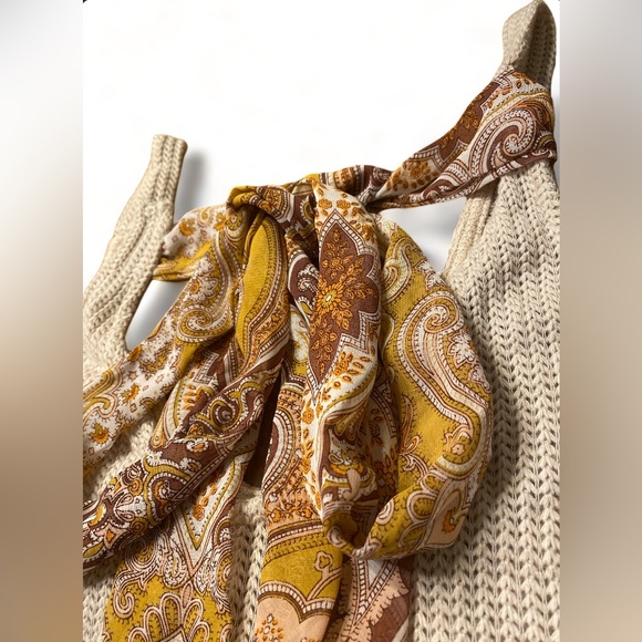 🧵2/$25🧵Alya, Ribbon Stretchy Knit Top, by Francesca - Picture 6 of 9